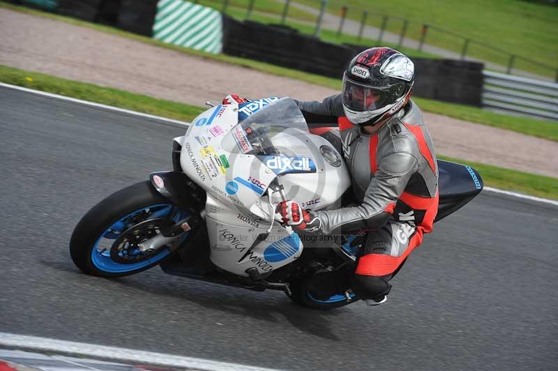 Motorcycle action photographs;Trackday digital images;event digital images;eventdigitalimages;no limits trackday;oulton park;oulton park circuit cheshire;oulton park photographs;peter wileman photography;trackday;trackday photos