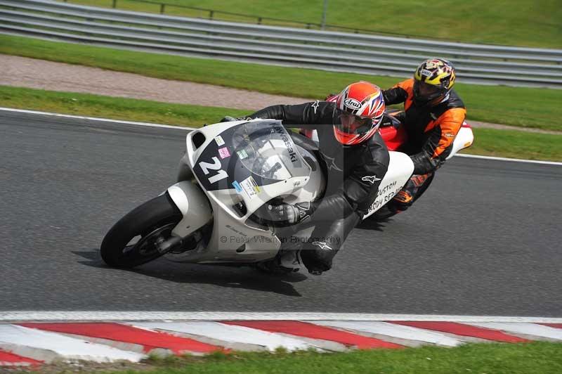 Motorcycle action photographs;Trackday digital images;event digital images;eventdigitalimages;no limits trackday;oulton park;oulton park circuit cheshire;oulton park photographs;peter wileman photography;trackday;trackday photos