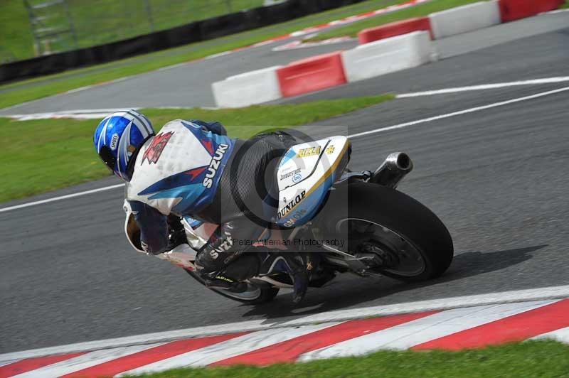 Motorcycle action photographs;Trackday digital images;event digital images;eventdigitalimages;no limits trackday;oulton park;oulton park circuit cheshire;oulton park photographs;peter wileman photography;trackday;trackday photos