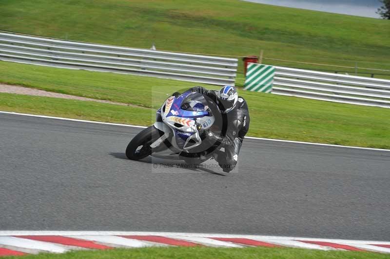 Motorcycle action photographs;Trackday digital images;event digital images;eventdigitalimages;no limits trackday;oulton park;oulton park circuit cheshire;oulton park photographs;peter wileman photography;trackday;trackday photos