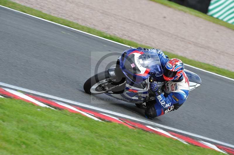 Motorcycle action photographs;Trackday digital images;event digital images;eventdigitalimages;no limits trackday;oulton park;oulton park circuit cheshire;oulton park photographs;peter wileman photography;trackday;trackday photos