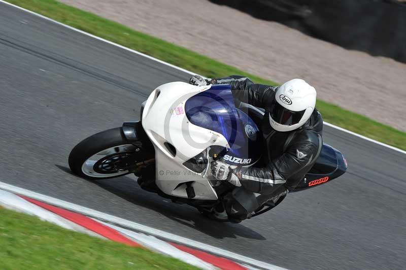 Motorcycle action photographs;Trackday digital images;event digital images;eventdigitalimages;no limits trackday;oulton park;oulton park circuit cheshire;oulton park photographs;peter wileman photography;trackday;trackday photos