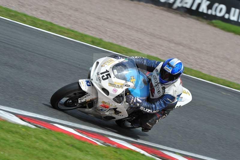 Motorcycle action photographs;Trackday digital images;event digital images;eventdigitalimages;no limits trackday;oulton park;oulton park circuit cheshire;oulton park photographs;peter wileman photography;trackday;trackday photos