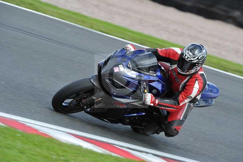 Motorcycle action photographs;Trackday digital images;event digital images;eventdigitalimages;no limits trackday;oulton park;oulton park circuit cheshire;oulton park photographs;peter wileman photography;trackday;trackday photos