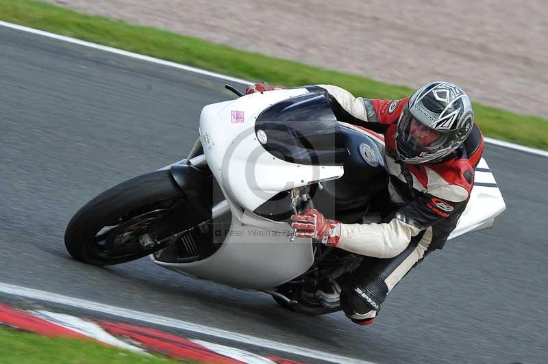 Motorcycle action photographs;Trackday digital images;event digital images;eventdigitalimages;no limits trackday;oulton park;oulton park circuit cheshire;oulton park photographs;peter wileman photography;trackday;trackday photos