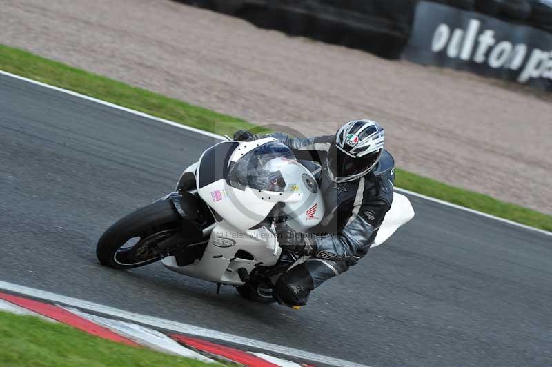 Motorcycle action photographs;Trackday digital images;event digital images;eventdigitalimages;no limits trackday;oulton park;oulton park circuit cheshire;oulton park photographs;peter wileman photography;trackday;trackday photos