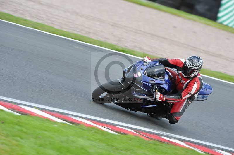 Motorcycle action photographs;Trackday digital images;event digital images;eventdigitalimages;no limits trackday;oulton park;oulton park circuit cheshire;oulton park photographs;peter wileman photography;trackday;trackday photos