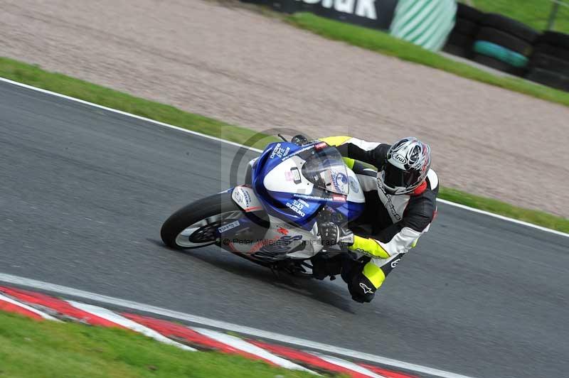 Motorcycle action photographs;Trackday digital images;event digital images;eventdigitalimages;no limits trackday;oulton park;oulton park circuit cheshire;oulton park photographs;peter wileman photography;trackday;trackday photos