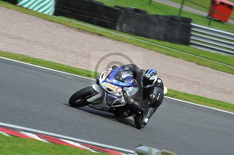 Motorcycle action photographs;Trackday digital images;event digital images;eventdigitalimages;no limits trackday;oulton park;oulton park circuit cheshire;oulton park photographs;peter wileman photography;trackday;trackday photos