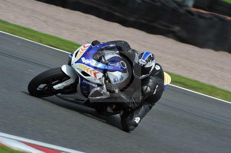 Motorcycle action photographs;Trackday digital images;event digital images;eventdigitalimages;no limits trackday;oulton park;oulton park circuit cheshire;oulton park photographs;peter wileman photography;trackday;trackday photos