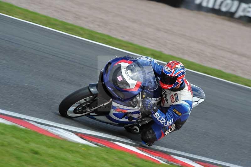 Motorcycle action photographs;Trackday digital images;event digital images;eventdigitalimages;no limits trackday;oulton park;oulton park circuit cheshire;oulton park photographs;peter wileman photography;trackday;trackday photos