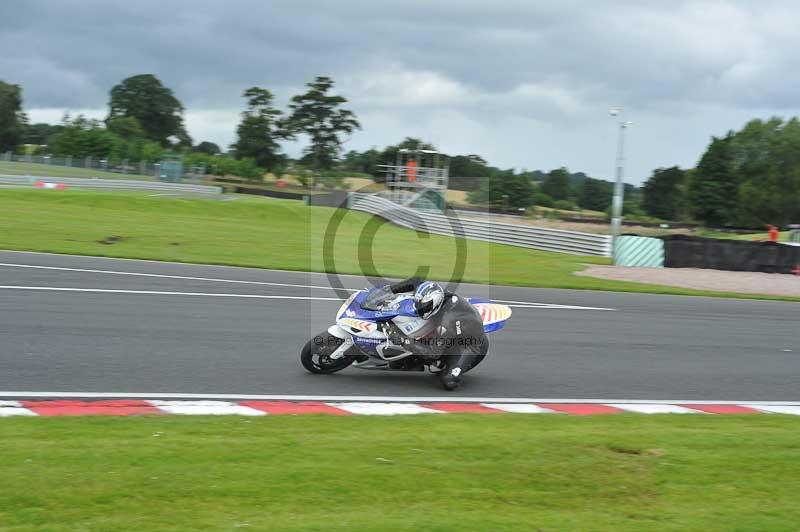 Motorcycle action photographs;Trackday digital images;event digital images;eventdigitalimages;no limits trackday;oulton park;oulton park circuit cheshire;oulton park photographs;peter wileman photography;trackday;trackday photos