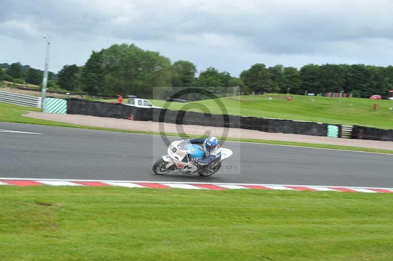 Motorcycle action photographs;Trackday digital images;event digital images;eventdigitalimages;no limits trackday;oulton park;oulton park circuit cheshire;oulton park photographs;peter wileman photography;trackday;trackday photos