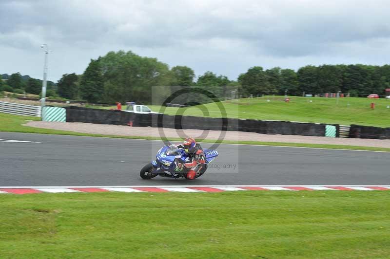 Motorcycle action photographs;Trackday digital images;event digital images;eventdigitalimages;no limits trackday;oulton park;oulton park circuit cheshire;oulton park photographs;peter wileman photography;trackday;trackday photos