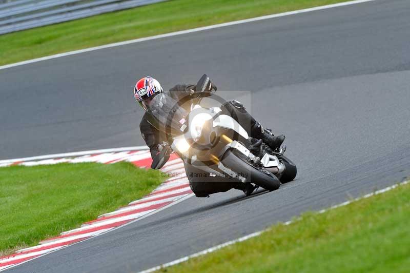 Motorcycle action photographs;Trackday digital images;event digital images;eventdigitalimages;no limits trackday;oulton park;oulton park circuit cheshire;oulton park photographs;peter wileman photography;trackday;trackday photos