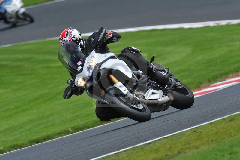 Motorcycle action photographs;Trackday digital images;event digital images;eventdigitalimages;no limits trackday;oulton park;oulton park circuit cheshire;oulton park photographs;peter wileman photography;trackday;trackday photos