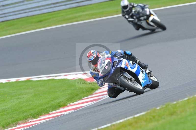 Motorcycle action photographs;Trackday digital images;event digital images;eventdigitalimages;no limits trackday;oulton park;oulton park circuit cheshire;oulton park photographs;peter wileman photography;trackday;trackday photos