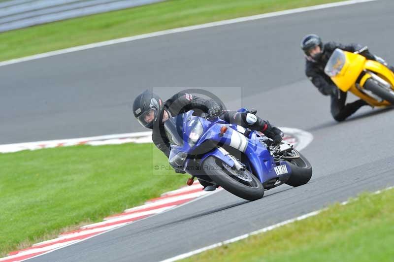 Motorcycle action photographs;Trackday digital images;event digital images;eventdigitalimages;no limits trackday;oulton park;oulton park circuit cheshire;oulton park photographs;peter wileman photography;trackday;trackday photos