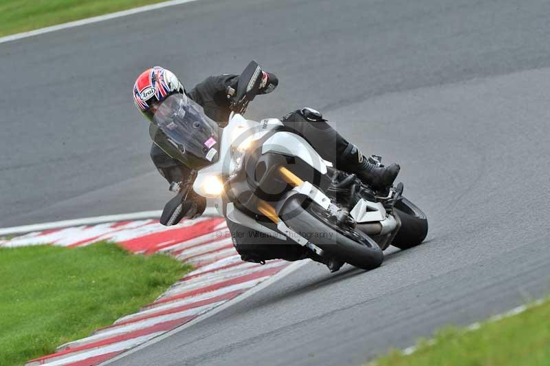 Motorcycle action photographs;Trackday digital images;event digital images;eventdigitalimages;no limits trackday;oulton park;oulton park circuit cheshire;oulton park photographs;peter wileman photography;trackday;trackday photos