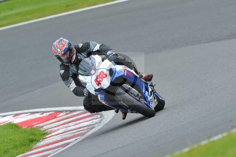 Motorcycle action photographs;Trackday digital images;event digital images;eventdigitalimages;no limits trackday;oulton park;oulton park circuit cheshire;oulton park photographs;peter wileman photography;trackday;trackday photos