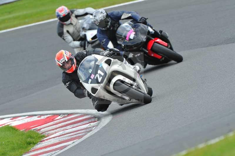 Motorcycle action photographs;Trackday digital images;event digital images;eventdigitalimages;no limits trackday;oulton park;oulton park circuit cheshire;oulton park photographs;peter wileman photography;trackday;trackday photos