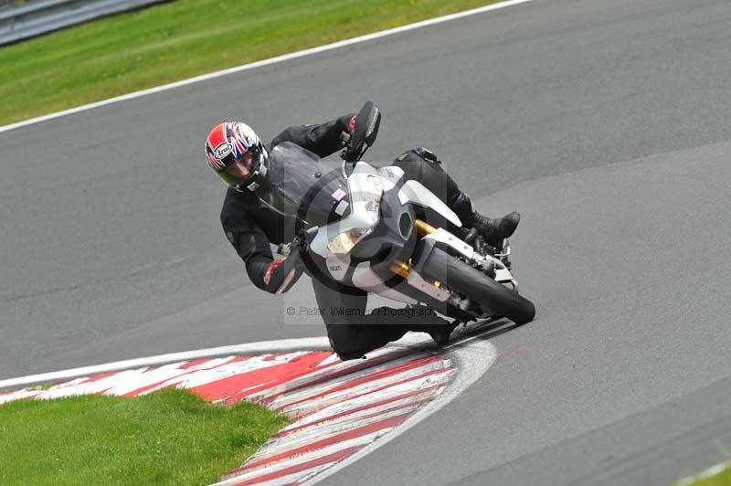 Motorcycle action photographs;Trackday digital images;event digital images;eventdigitalimages;no limits trackday;oulton park;oulton park circuit cheshire;oulton park photographs;peter wileman photography;trackday;trackday photos