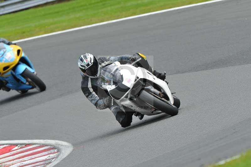 Motorcycle action photographs;Trackday digital images;event digital images;eventdigitalimages;no limits trackday;oulton park;oulton park circuit cheshire;oulton park photographs;peter wileman photography;trackday;trackday photos