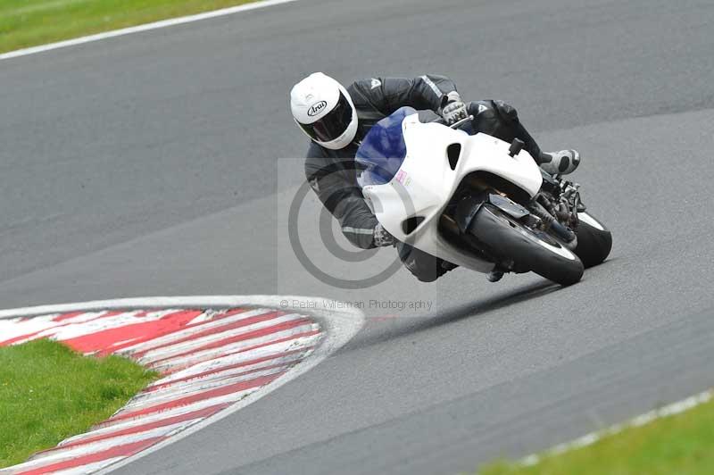 Motorcycle action photographs;Trackday digital images;event digital images;eventdigitalimages;no limits trackday;oulton park;oulton park circuit cheshire;oulton park photographs;peter wileman photography;trackday;trackday photos