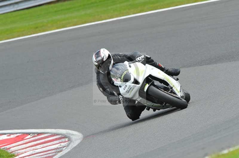 Motorcycle action photographs;Trackday digital images;event digital images;eventdigitalimages;no limits trackday;oulton park;oulton park circuit cheshire;oulton park photographs;peter wileman photography;trackday;trackday photos