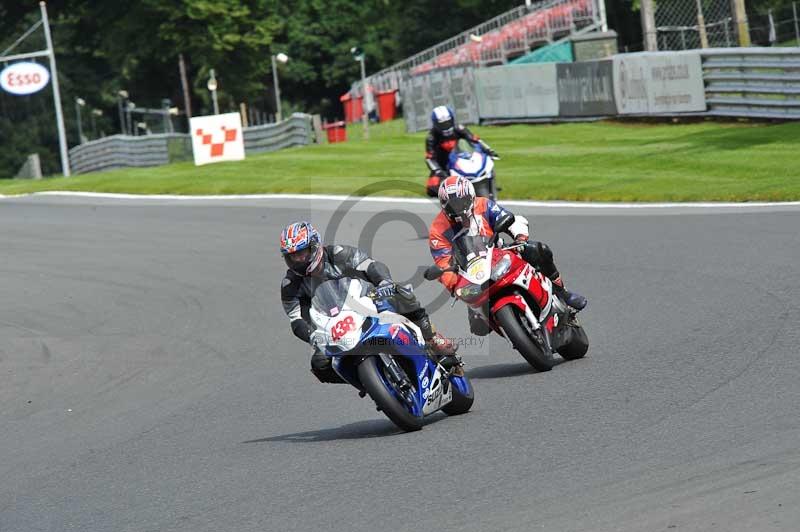 Motorcycle action photographs;Trackday digital images;event digital images;eventdigitalimages;no limits trackday;oulton park;oulton park circuit cheshire;oulton park photographs;peter wileman photography;trackday;trackday photos