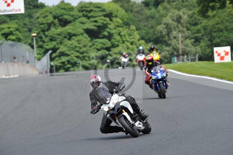 Motorcycle action photographs;Trackday digital images;event digital images;eventdigitalimages;no limits trackday;oulton park;oulton park circuit cheshire;oulton park photographs;peter wileman photography;trackday;trackday photos