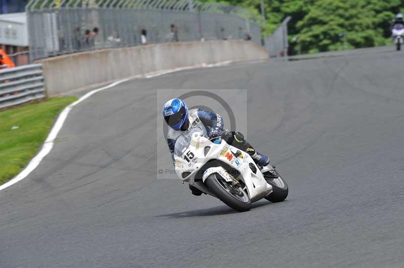 Motorcycle action photographs;Trackday digital images;event digital images;eventdigitalimages;no limits trackday;oulton park;oulton park circuit cheshire;oulton park photographs;peter wileman photography;trackday;trackday photos