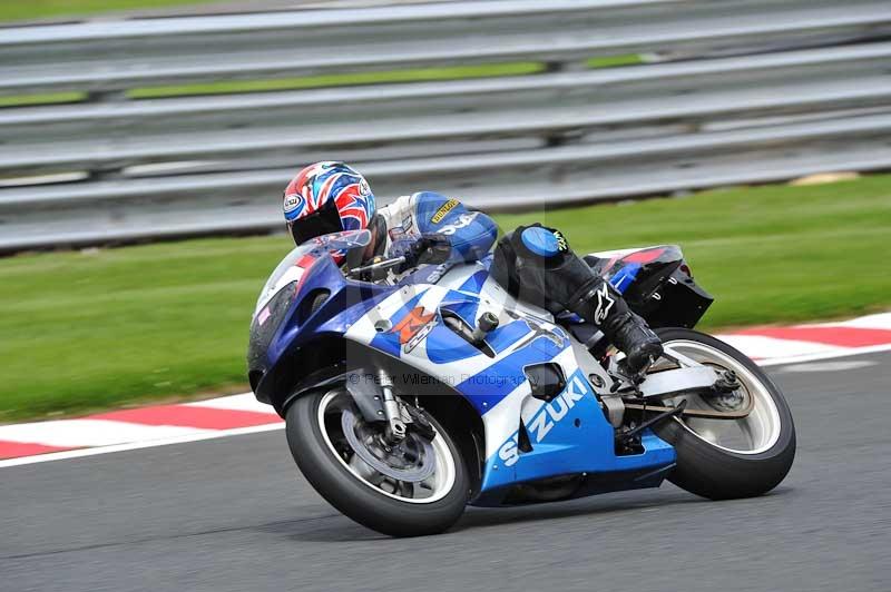 Motorcycle action photographs;Trackday digital images;event digital images;eventdigitalimages;no limits trackday;oulton park;oulton park circuit cheshire;oulton park photographs;peter wileman photography;trackday;trackday photos