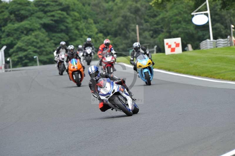 Motorcycle action photographs;Trackday digital images;event digital images;eventdigitalimages;no limits trackday;oulton park;oulton park circuit cheshire;oulton park photographs;peter wileman photography;trackday;trackday photos