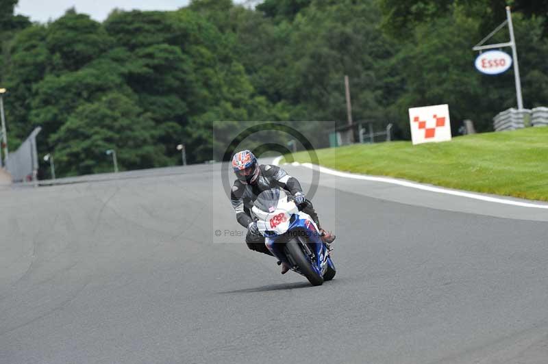 Motorcycle action photographs;Trackday digital images;event digital images;eventdigitalimages;no limits trackday;oulton park;oulton park circuit cheshire;oulton park photographs;peter wileman photography;trackday;trackday photos