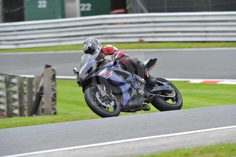 Motorcycle action photographs;Trackday digital images;event digital images;eventdigitalimages;no limits trackday;oulton park;oulton park circuit cheshire;oulton park photographs;peter wileman photography;trackday;trackday photos