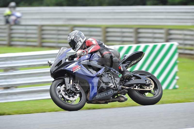 Motorcycle action photographs;Trackday digital images;event digital images;eventdigitalimages;no limits trackday;oulton park;oulton park circuit cheshire;oulton park photographs;peter wileman photography;trackday;trackday photos