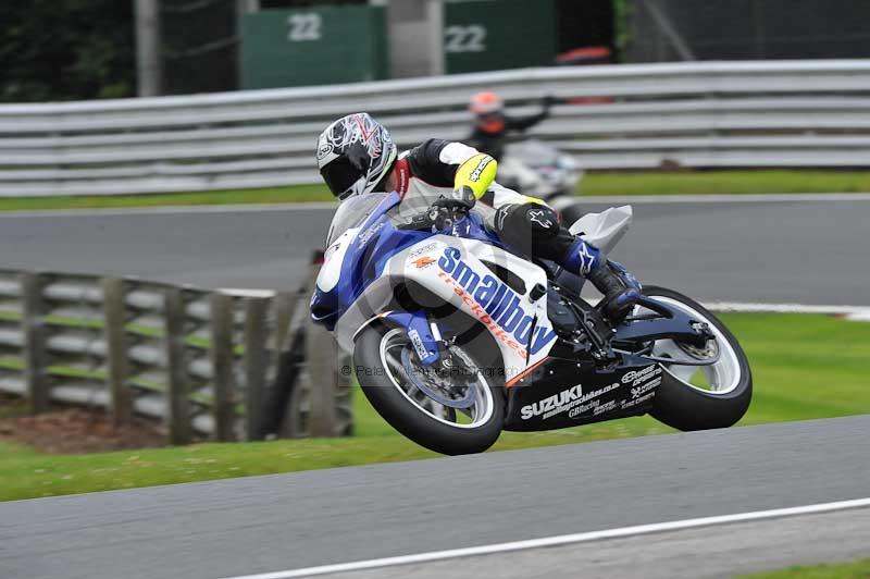 Motorcycle action photographs;Trackday digital images;event digital images;eventdigitalimages;no limits trackday;oulton park;oulton park circuit cheshire;oulton park photographs;peter wileman photography;trackday;trackday photos