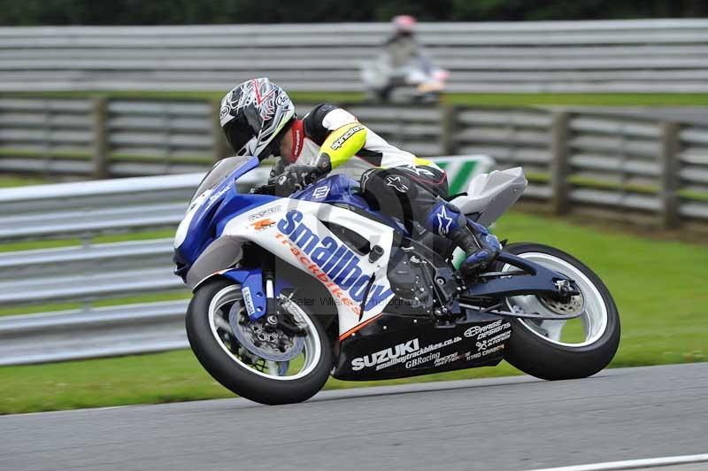 Motorcycle action photographs;Trackday digital images;event digital images;eventdigitalimages;no limits trackday;oulton park;oulton park circuit cheshire;oulton park photographs;peter wileman photography;trackday;trackday photos