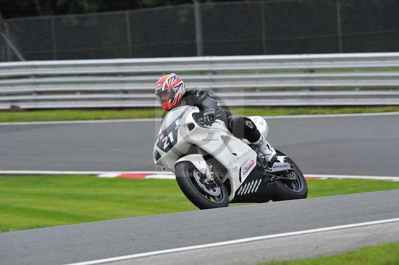 Motorcycle action photographs;Trackday digital images;event digital images;eventdigitalimages;no limits trackday;oulton park;oulton park circuit cheshire;oulton park photographs;peter wileman photography;trackday;trackday photos