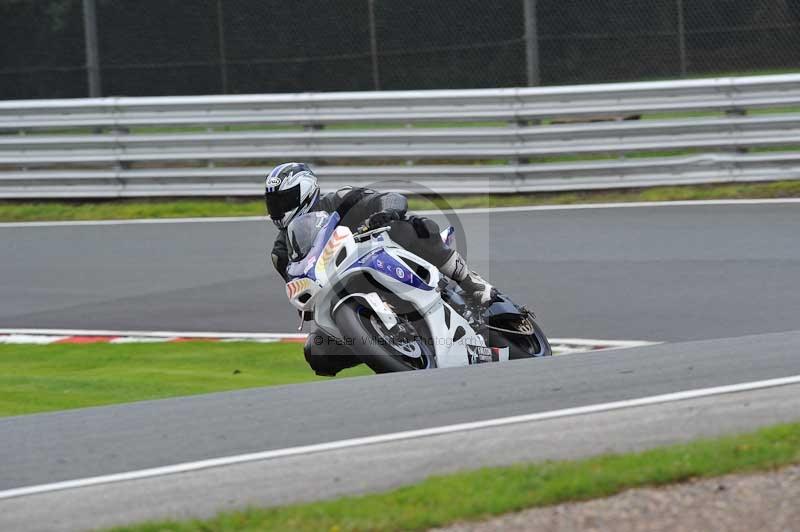 Motorcycle action photographs;Trackday digital images;event digital images;eventdigitalimages;no limits trackday;oulton park;oulton park circuit cheshire;oulton park photographs;peter wileman photography;trackday;trackday photos