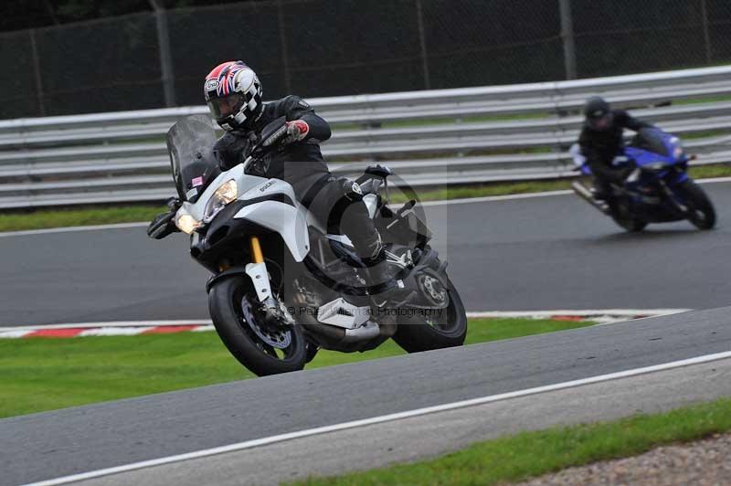 Motorcycle action photographs;Trackday digital images;event digital images;eventdigitalimages;no limits trackday;oulton park;oulton park circuit cheshire;oulton park photographs;peter wileman photography;trackday;trackday photos