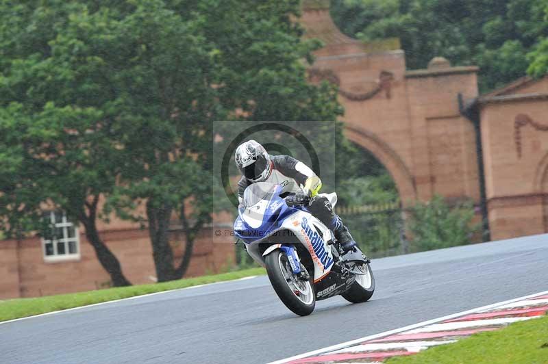 Motorcycle action photographs;Trackday digital images;event digital images;eventdigitalimages;no limits trackday;oulton park;oulton park circuit cheshire;oulton park photographs;peter wileman photography;trackday;trackday photos