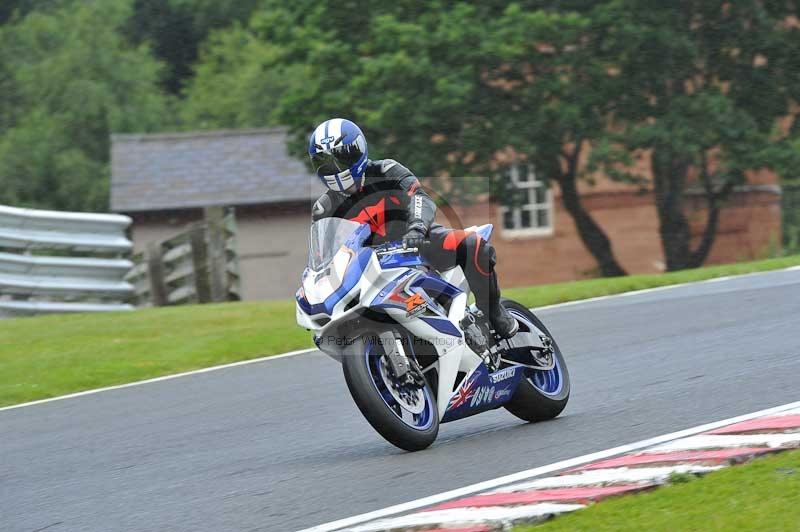 Motorcycle action photographs;Trackday digital images;event digital images;eventdigitalimages;no limits trackday;oulton park;oulton park circuit cheshire;oulton park photographs;peter wileman photography;trackday;trackday photos