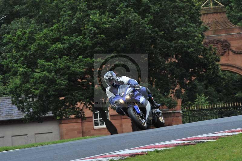 Motorcycle action photographs;Trackday digital images;event digital images;eventdigitalimages;no limits trackday;oulton park;oulton park circuit cheshire;oulton park photographs;peter wileman photography;trackday;trackday photos