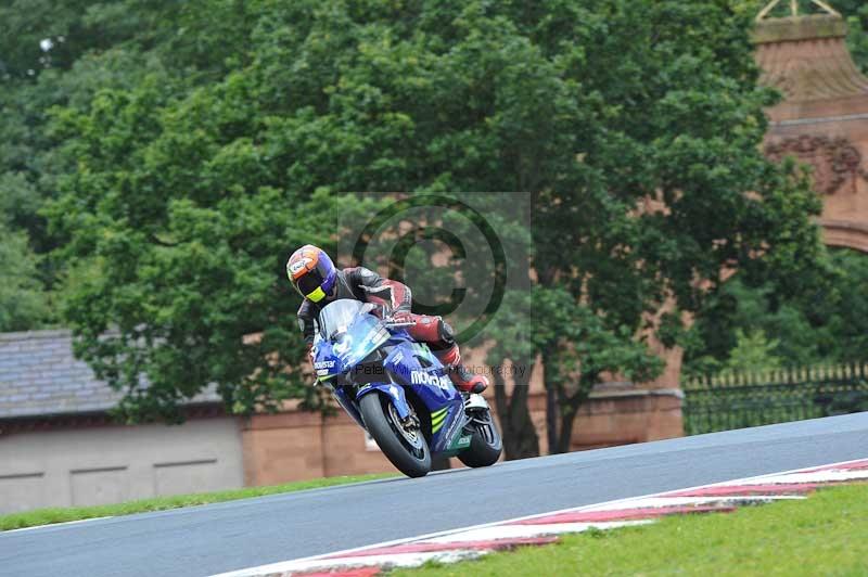 Motorcycle action photographs;Trackday digital images;event digital images;eventdigitalimages;no limits trackday;oulton park;oulton park circuit cheshire;oulton park photographs;peter wileman photography;trackday;trackday photos