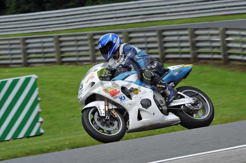 Motorcycle action photographs;Trackday digital images;event digital images;eventdigitalimages;no limits trackday;oulton park;oulton park circuit cheshire;oulton park photographs;peter wileman photography;trackday;trackday photos