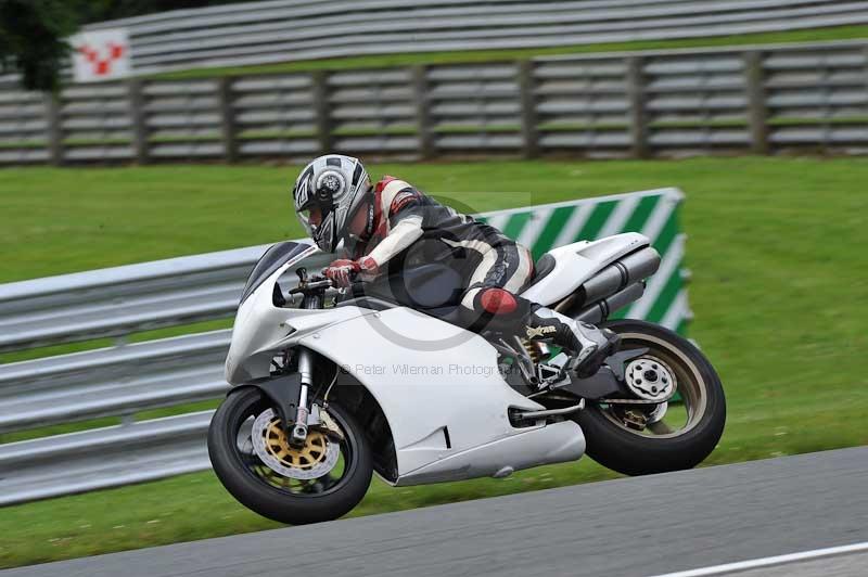 Motorcycle action photographs;Trackday digital images;event digital images;eventdigitalimages;no limits trackday;oulton park;oulton park circuit cheshire;oulton park photographs;peter wileman photography;trackday;trackday photos