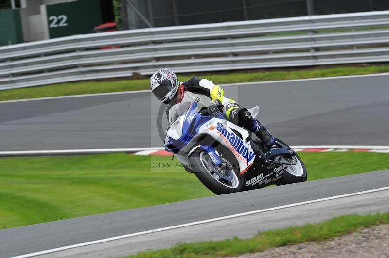 Motorcycle action photographs;Trackday digital images;event digital images;eventdigitalimages;no limits trackday;oulton park;oulton park circuit cheshire;oulton park photographs;peter wileman photography;trackday;trackday photos