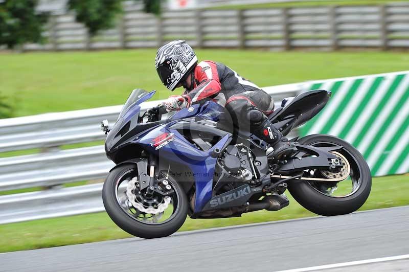 Motorcycle action photographs;Trackday digital images;event digital images;eventdigitalimages;no limits trackday;oulton park;oulton park circuit cheshire;oulton park photographs;peter wileman photography;trackday;trackday photos